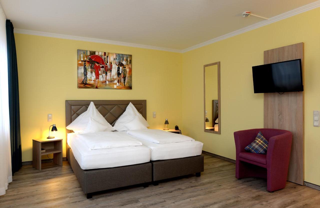 Hotel Am Park Хюккельхофен Экстерьер фото